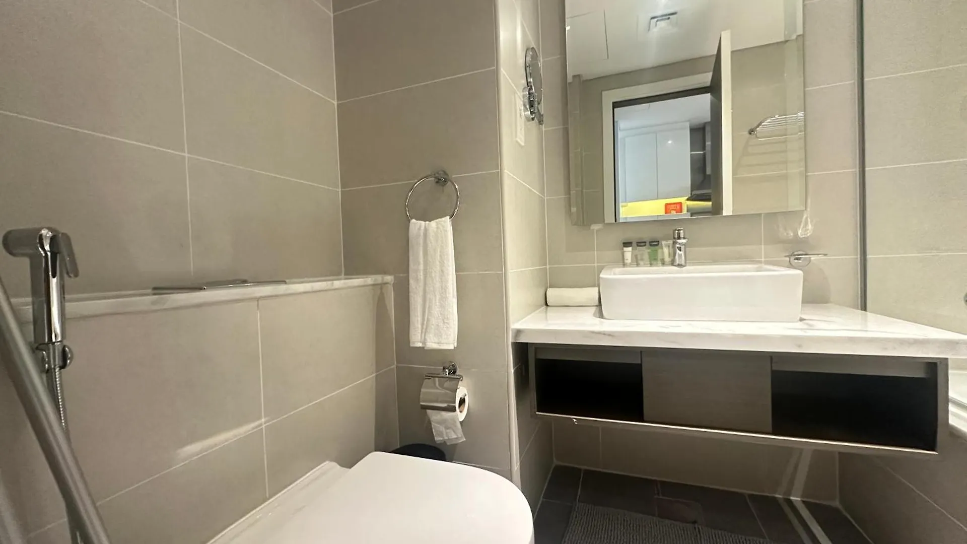 Apartment Business Bay Modern Studio With A Pool View At Damac Maison Prive Dubai United Arab Emirates